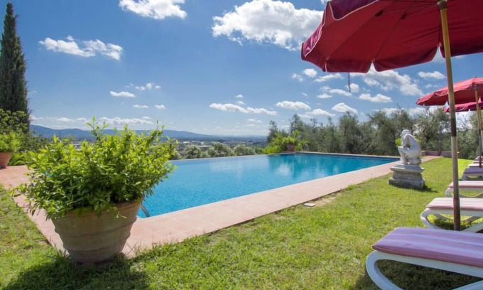 Montecarlo Casa | Casa de vacaciones Villa Taioli en Montecarlo - 10 personas, 5 dormitorios