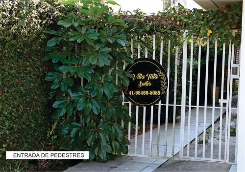 Hugo Lange Casa | Villa Tata Suítes Ltda