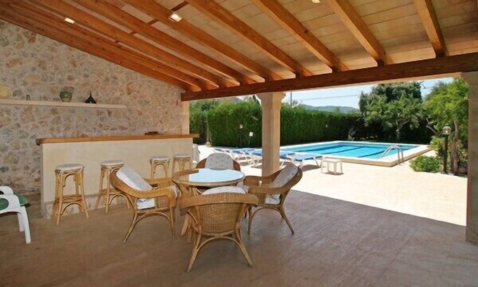 Pollensa Chalet De Esquí | Estilo mallorquina granja
