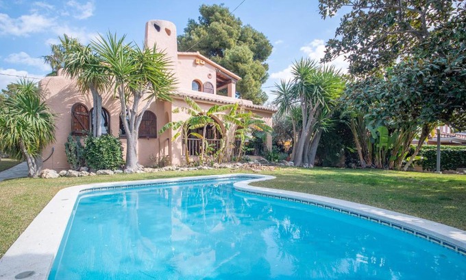 Segur de Calafell Villa | Villa tennis park with air conditionner