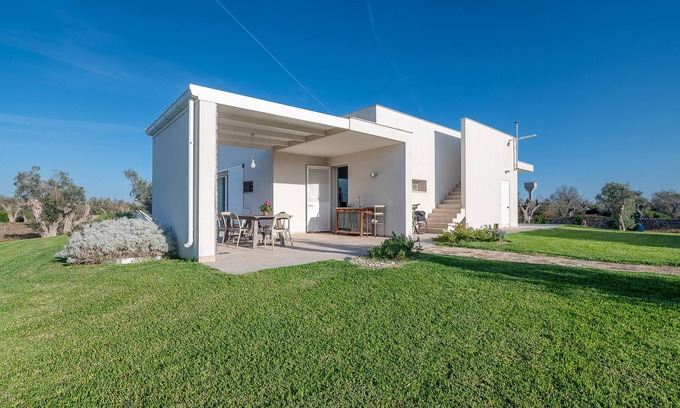 Melendugno Villa | Villa 'Tenuta Quattro Volpi' con terraza privada, Wi-Fi y aire acondicionado