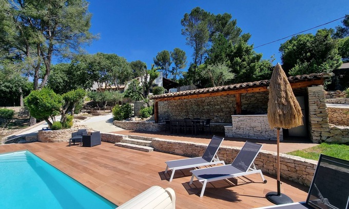 Quartier des Espesses Casa | VILLA THAÏS