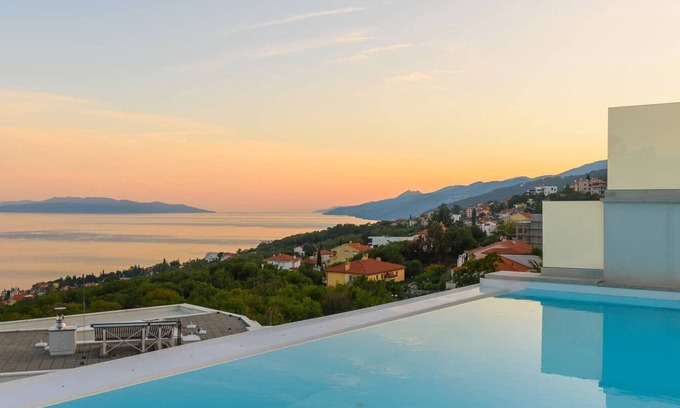 Pobri Villa | Villa The Boat for 6+2 near Opatija with sea view & infinity pool at balcony