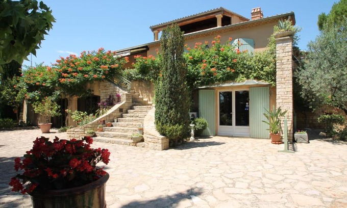Laudun Cama Y Desayuno | Villa Thebaïde Chambres d'hôtes