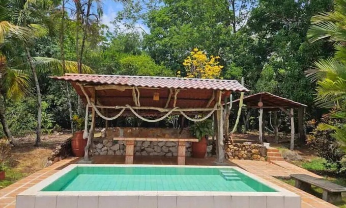Esparza Casa | "Villa Thuja" 3B and pool for a relaxing getaway.