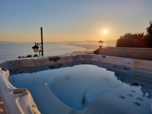 Podstrana Casa | Villa Tonka with jacuzzi