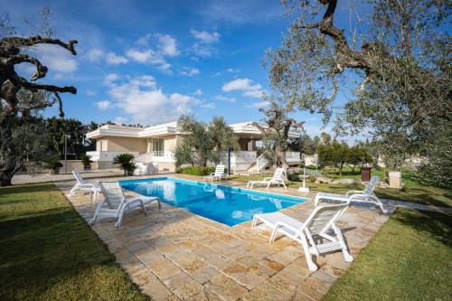Leverano Villa | Villa Torricella Pool and Sunny Garden - Happy Rentals
