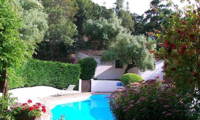 Eccica-Suarella Villa | VILLA EN VIRTUD DE LOS OLIVOS