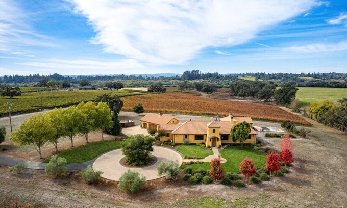 Santa Rosa Casa | Villa Valentina: A Taste of Tuscany in the Heart of Sonoma Wine Country
