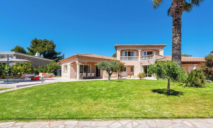 Miramar Villa | Villa Var, swimming pool, 200m from the sea, quiet, close to everything on foot