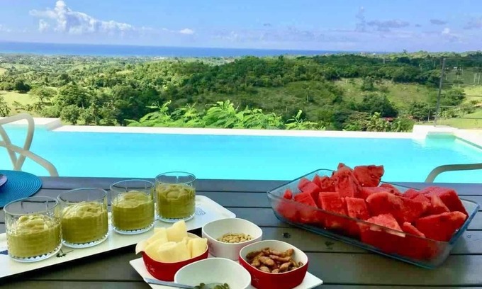 Rio San Juan Villa | Villa Vértigo, el eyrie de un águila sobre el océano.