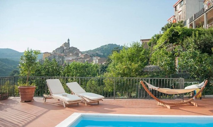 Vibonati Villa | Villa Vibrante - 10 huéspedes