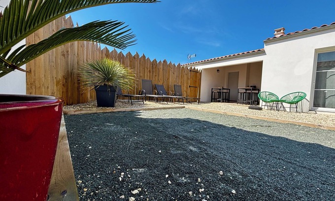 La Bree-les-Bains Villa | Villa Victoire Oléron 50m from the beach