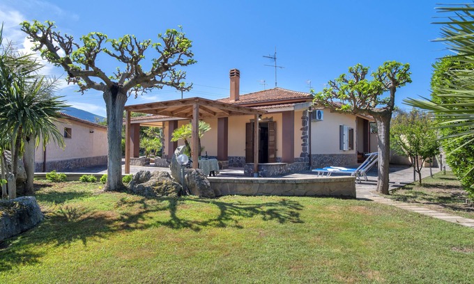 Alghero Villa | Villa "Villamorus 1" con jardín y Wi-Fi