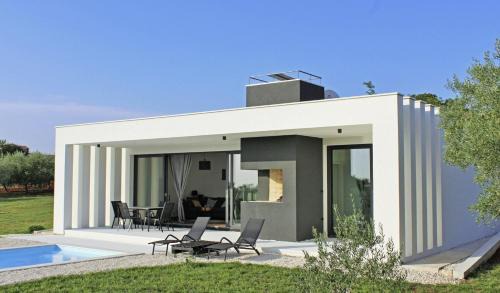 Salambati Villa | Villa Vinci in Smoljanci (Haus für 4 Personen)