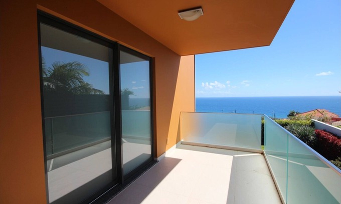 Sao Martinho Casa | Villa Vitória by LovelyStay