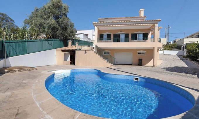 Carvoeira Villa | Villa 'Vivenda De São Marcos' con piscina privada, terraza privada y Wi-Fi
