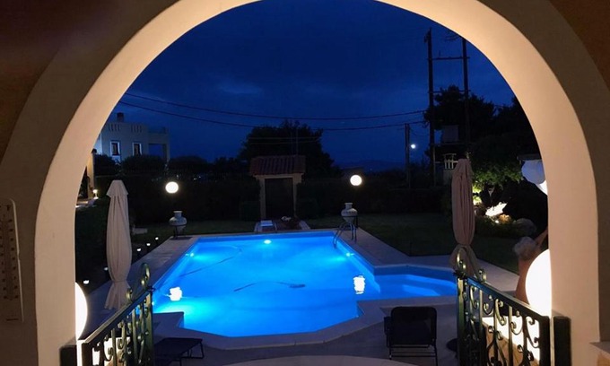 Kontos Villa | Villa VS