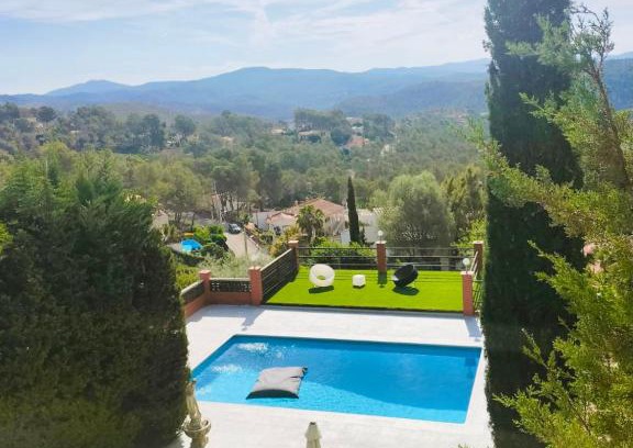 Olivella Villa | Villa Wanderlust Sitges Hills Exclusive pool only families