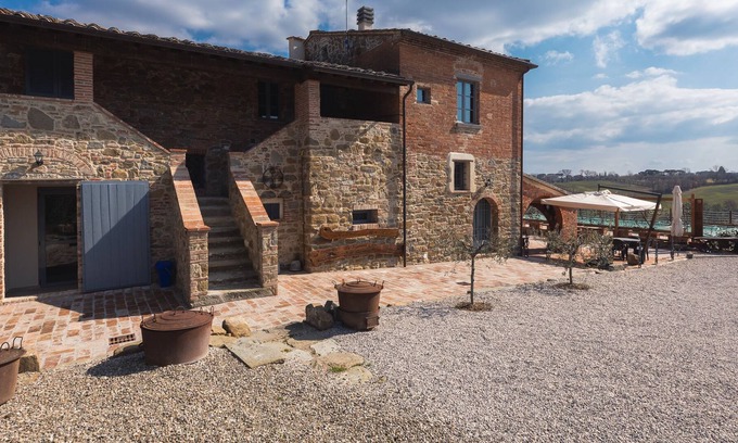 Marciano della Chiana Villa | Villa with swimming pool for over 20 people