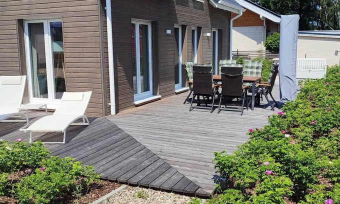 Rheinsberg Casa | Villa Wildrose with sauna and beach football pitch