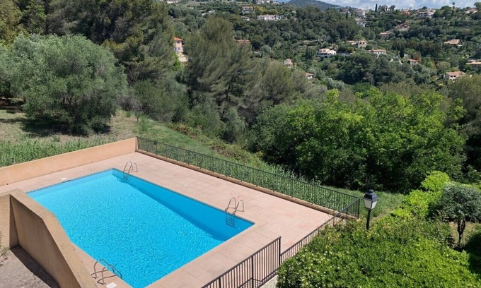 Gairaut Casa | Villa with garden and pool