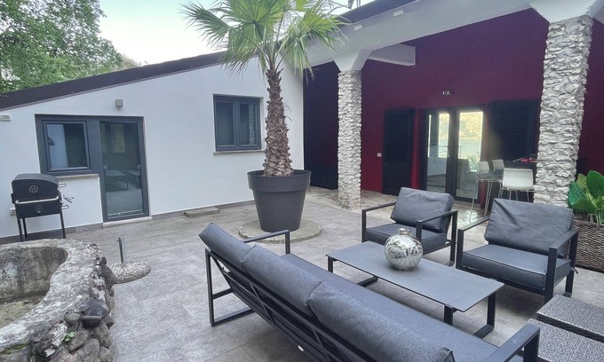 Malcesine Villa | Edificio de apartamentos Villa Candoras, 240 m2 + patio con vista al lago en su propio olivar