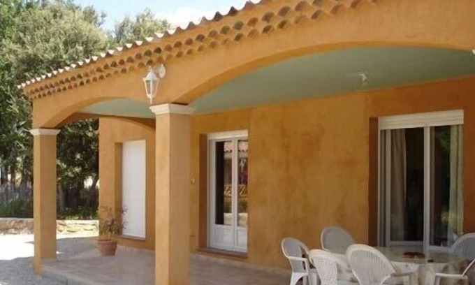 Regusse Cabaña | al pie de la garganta de Verdon, moderna villa con piscina, arbolado y tranquilo lugar.