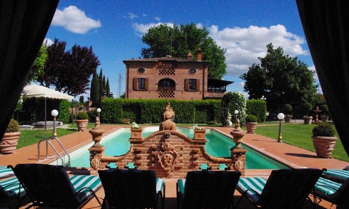 Foiano della Chiana Villa | Villa con piscina privada, jacuzzi, sauna y descuentos de última hora