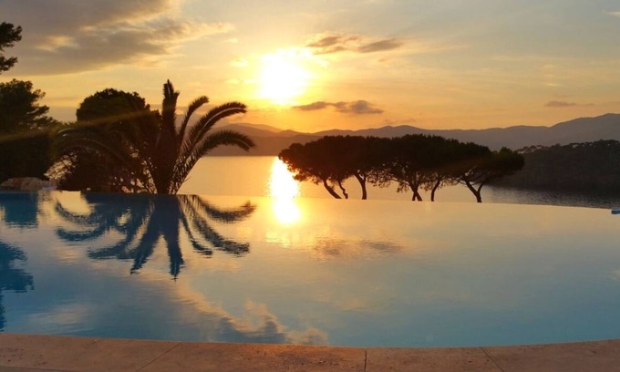 Innamorata Villa | Villa con vistas al mar (8-9pax) 3 dormitorios 2 baños