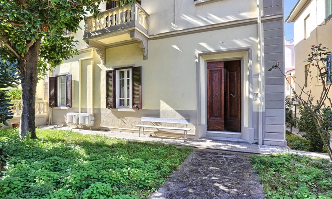 San Vincenzo Villa | villa with parking space and private outdoor space