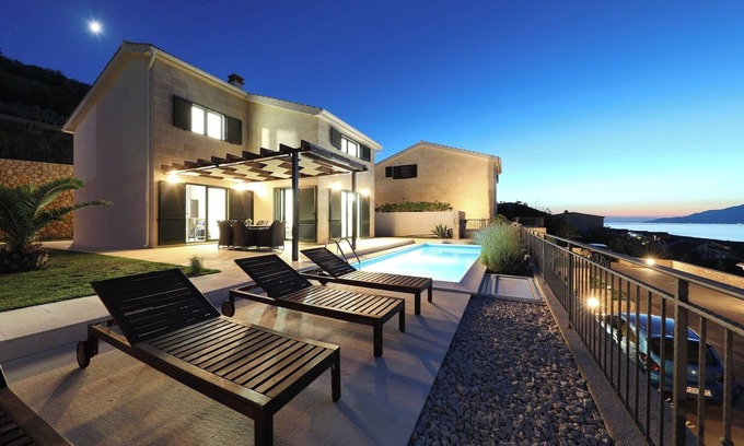 Vinjerac Villa | Villa with pool, 200 meters from the beach, sea view