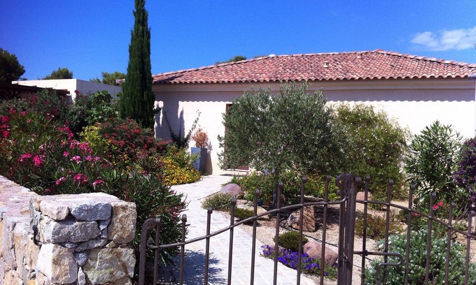 Marine de Saint Ambroggio Villa | Villa con piscina, 300 metros del mar, para 5 personas, totalmente equipada