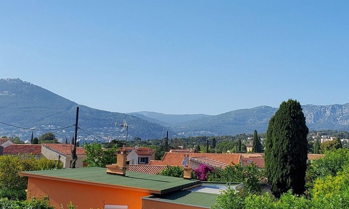 La Garde Casa | Villa with pool - 4 bedrooms - Walking distance to beaches