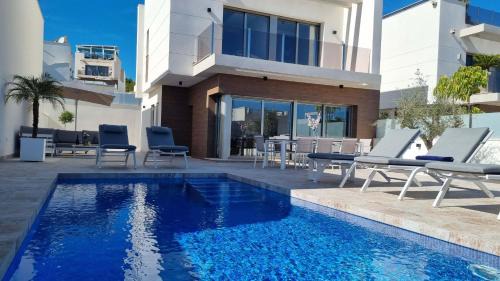 Cala del Portet Villa | Villa with pool 4 rooms San Miguel de Salinas