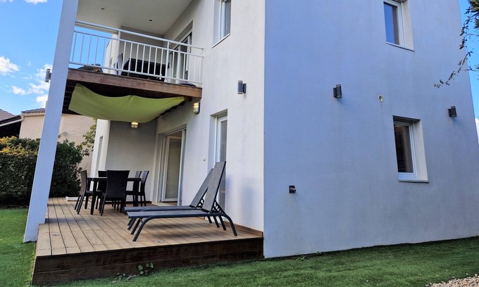 Venzolasca Villa | Villa with pool and terrace 400m from the sandy beach