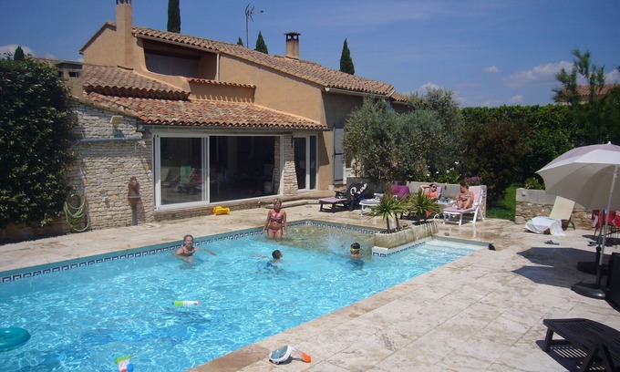 Senas Villa | VILLA CON PISCINA ENTRE ALPILLES Y DURANCE