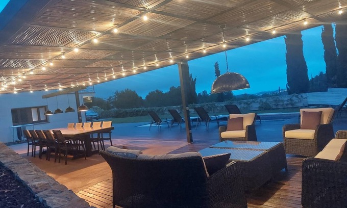 Vall-Llobrega Villa | ESPECTACULAR VILLA CON PISCINA Y VISTAS AL MAR
