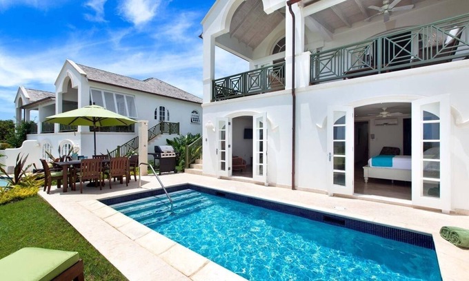 Merlin Bay Villa | Royal Westmoreland - Coral Blu: brillante y moderno