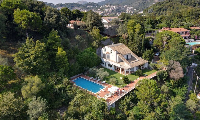 Cava de' Tirreni Villa | Villa con piscina privada cerca de Pompeya, Positano, Nápoles, Amalfi, Sorrento,