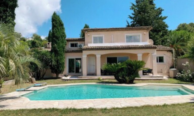 Cagnes-sur-Mer Villa | VILLA WITH PRIVATE POOL IN PEACE