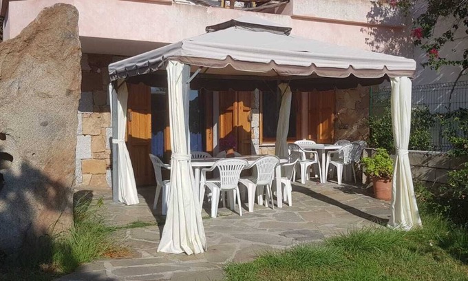 Porto Taverna Apartamento | Villa with private beach access
