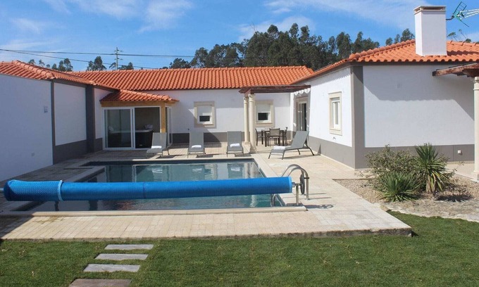 Caldas da Rainha Villa | Villa con wellness privado y piscina en Salir de Matos