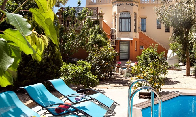 El Guinardo Casa | Villa, private garden and pool, big terrace-solarium, pergola.