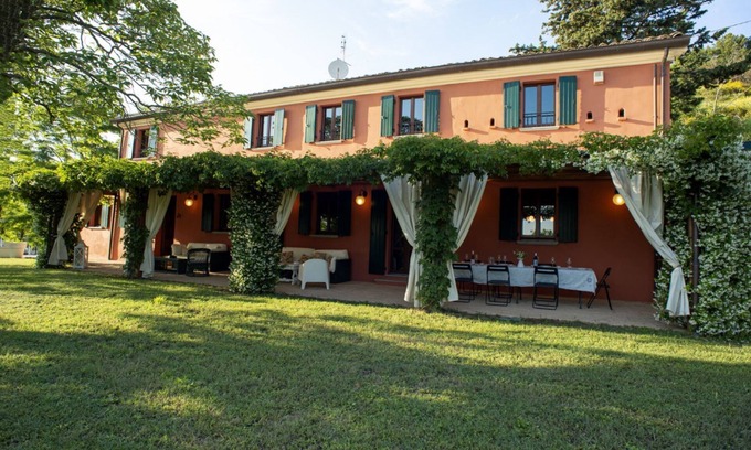 Fiorenzuola di Focara Casa | Villa with private semi inground pool close to the beach
