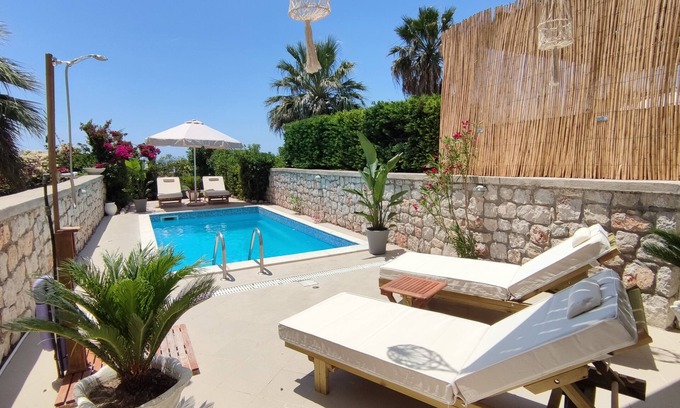 Archangelos Villa | Villa with Private Swimming Pool -Near the Sea