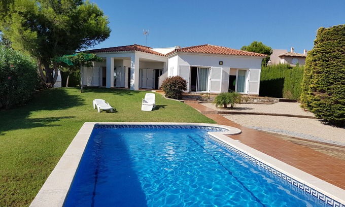 Costa Dorada Villa | Villa con vista al mar, magnífico jardín, piscina privada para 11 personas, aire acondicionado.