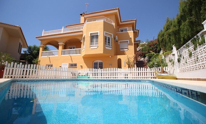 Torre del Mar Villa | Villa, vistas mar, piscina privada, 7 habitación, 2 salones, 2 cocinas, 4 baños