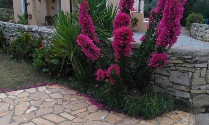 Monopari Villa | Villa con una vista fantástica de las 'Montañas Blancas'