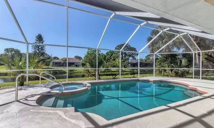 Broadmoor Villa | Villa with swimming pool & spa - Poolside Grill, Family-friendly, Water-view